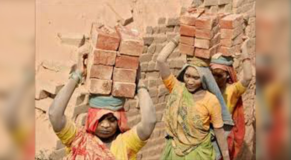 Read more about the article پاکستان سمیت دنیا بھر میں آج مزدوروں کا عالمی دن منایا جا رہا ہے