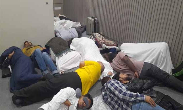کویت ایئرپورٹ پر پھنسے 50 سے زائد پاکستانیوں کو شدید مشکلات